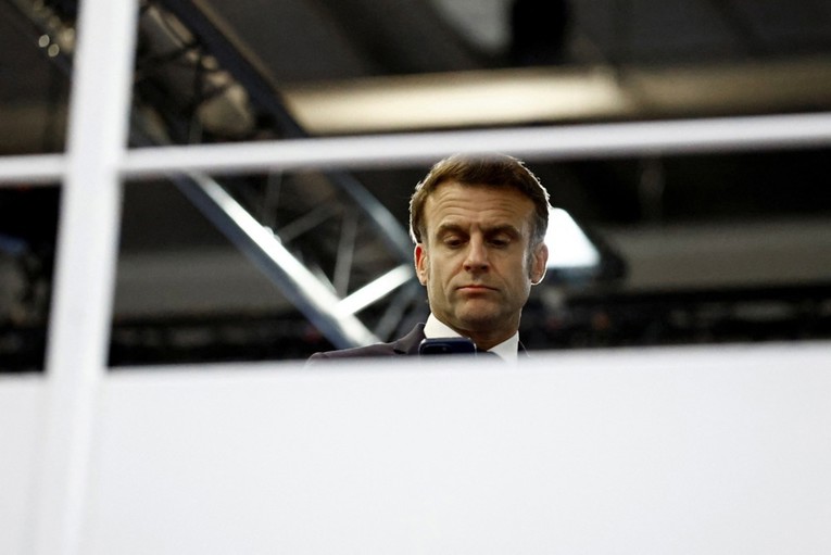 Macron je nazvao Lukašenka i upozorio ga da se ne petlja u rat Rusije i Ukrajine