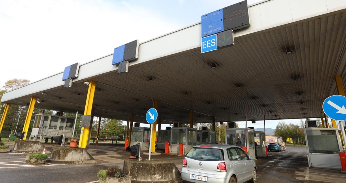 Uvodi se novi sustav graničnih kontrola na ulasku u Hrvatsku. Uzimat će se otisci