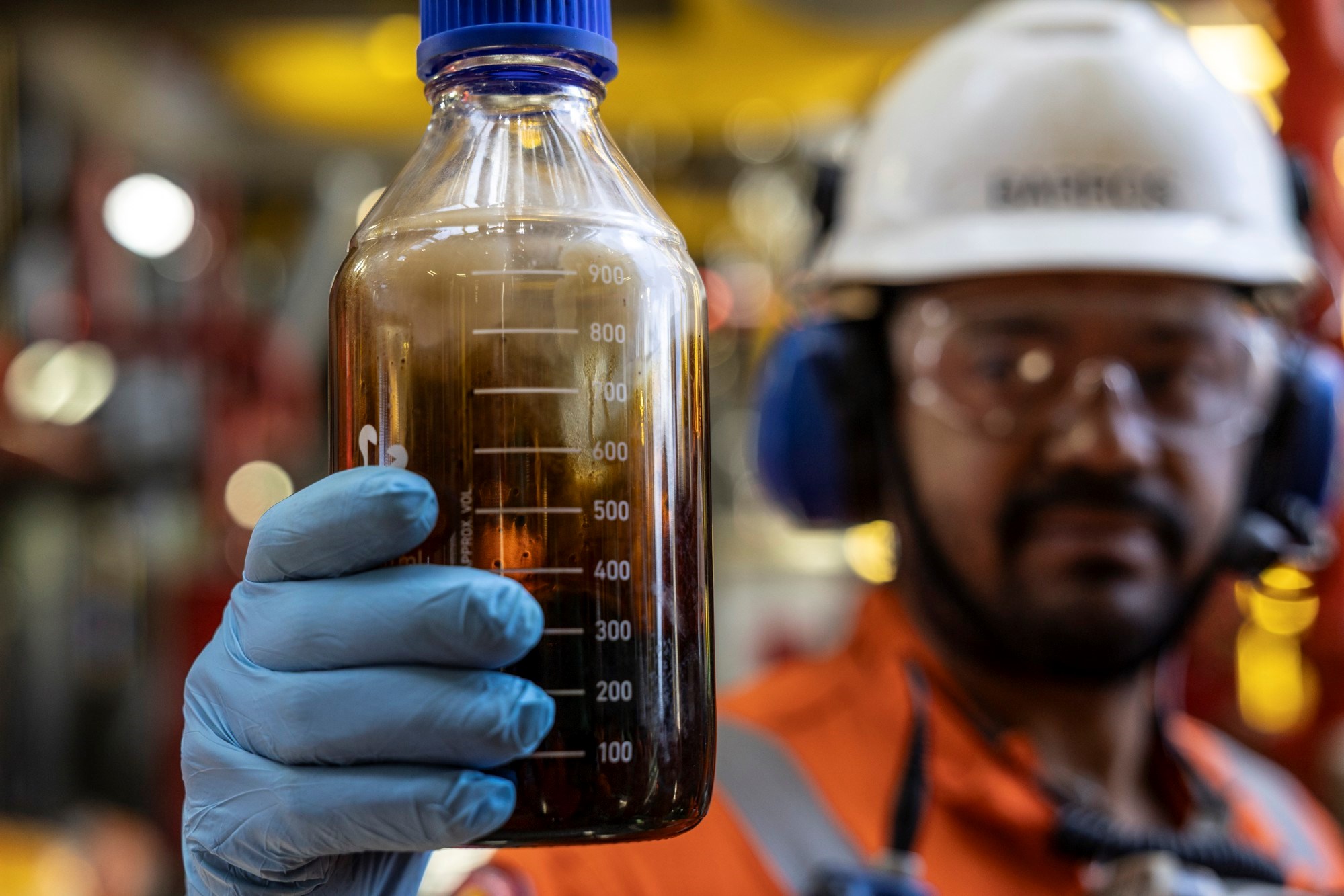 Dogovoreno povijesno puštanje nafte iz svjetskih zaliha