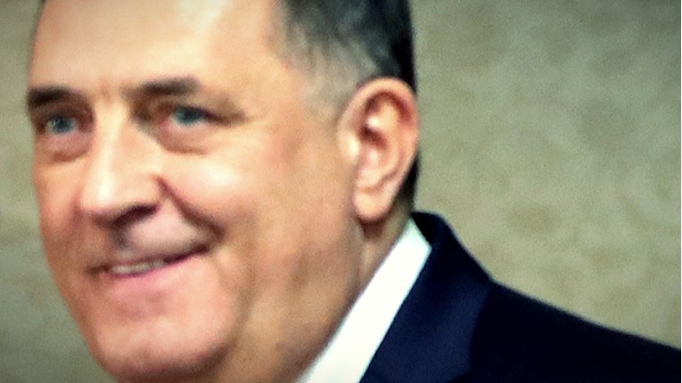 Dodik pušten iz bolnice, dva tjedna se borio s koronom