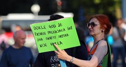 Prosvjednici u Beogradu podržali policajku koja je otkrila afere Vučićevog kuma