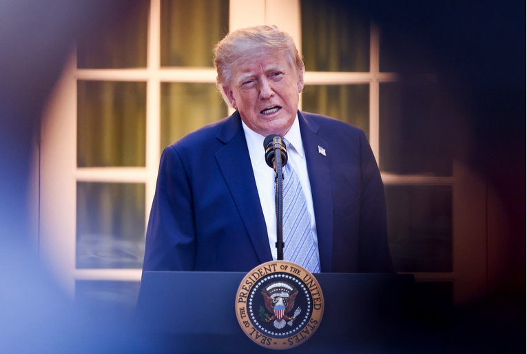 Trump trima velikim medijima zabranio pristup Bijeloj kući