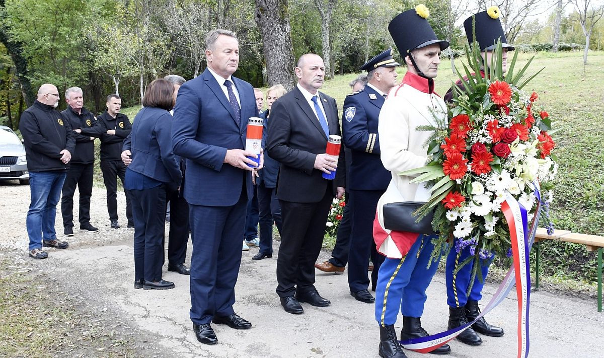 Održana komemoracija u Gornjim Jamama, među ubijenima bilo troje djece
