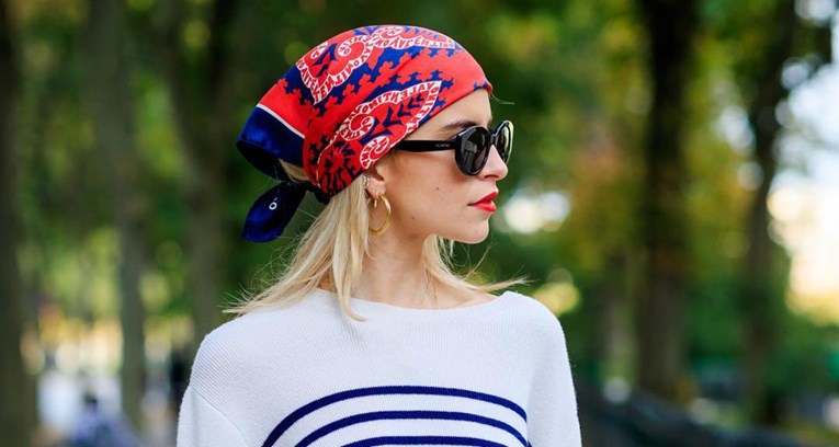 Hit modni dodatak u zimskom ruhu: Kako stilizirati marame u hladnim danima