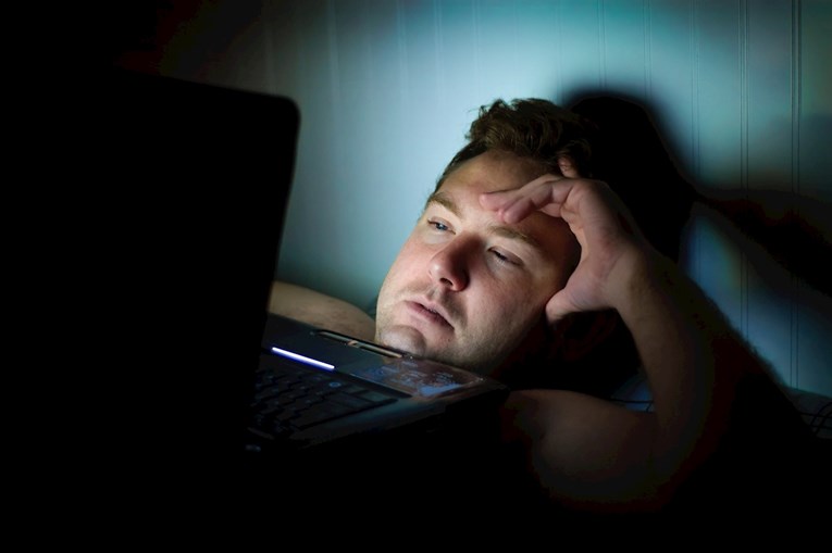 Kako zaspati mirno nakon dana ispunjenog stresom?