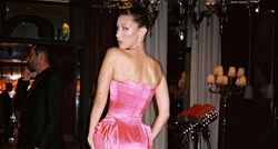 Bella Hadid pokazala zanosnu figuru u haljini u kojoj je teško disati