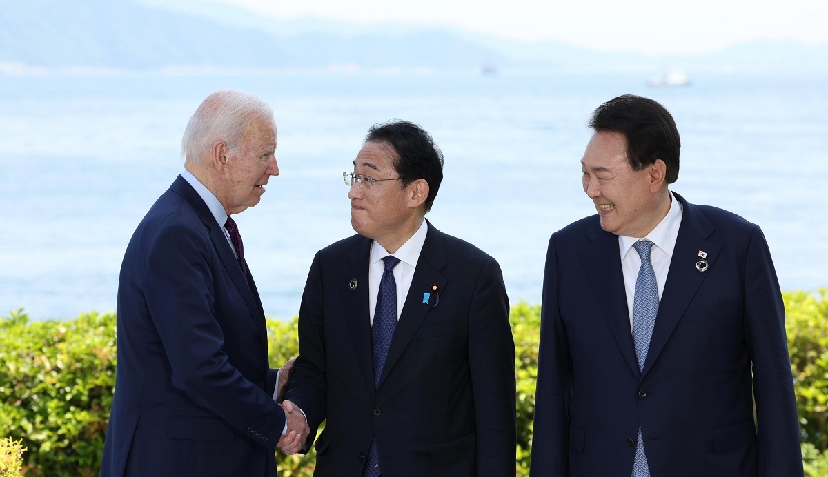Biden će u Washingtonu ugostiti premijera Japana i južnokorejskog predsjednika