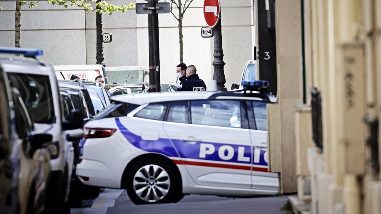 Muškarac u Francuskoj nožem teško ozlijedio policajku. Ubila ga policija