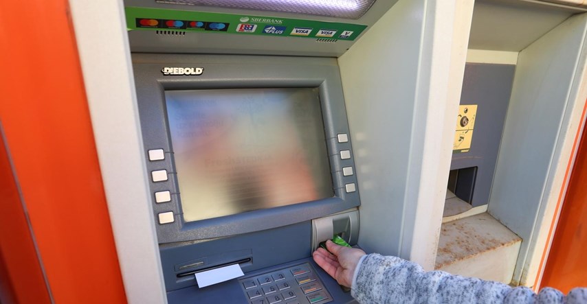 Dva Ukrajinca u BiH opljačkala 1.3 milijuna eura iz bankomata. Jedan ima 61 godinu