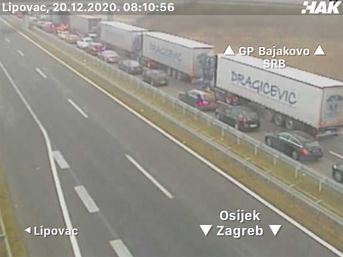 I danas gužve na granicama, na Bajakovu kolona 6 kilometara