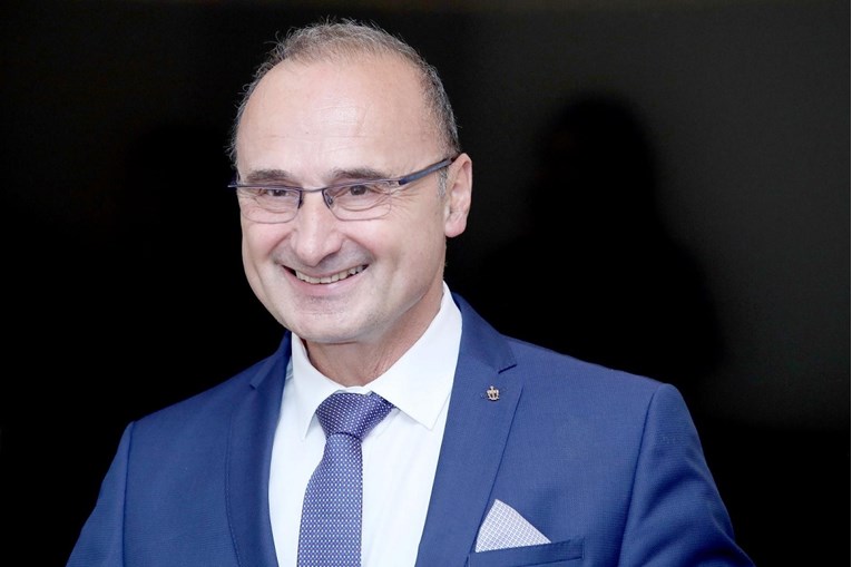 Novi ministar vanjskih poslova Grlić Radman preuzeo dužnost