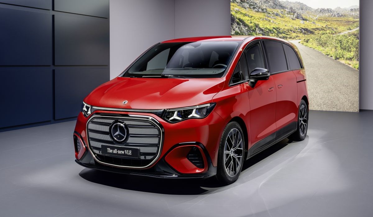 Mercedes-Benz VLE: Novi luksuzni električni monovolumen za osam putnika
