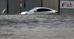 Katastrofalne poplave u Dubaiju. U jednom danu palo kiše koliko inače u godinu dana