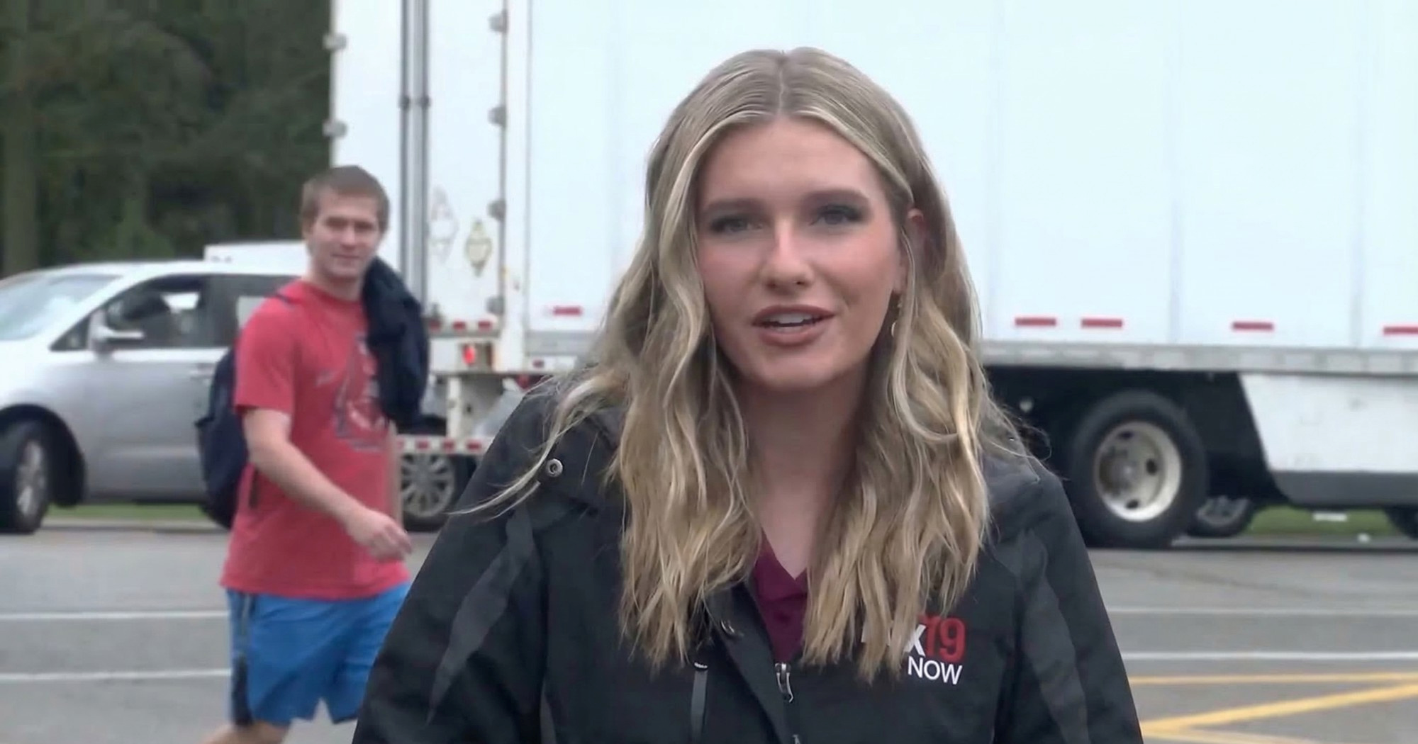 Reporterka izvještavala uživo, ljudi ne mogu vjerovati što je tip iza nje učinio