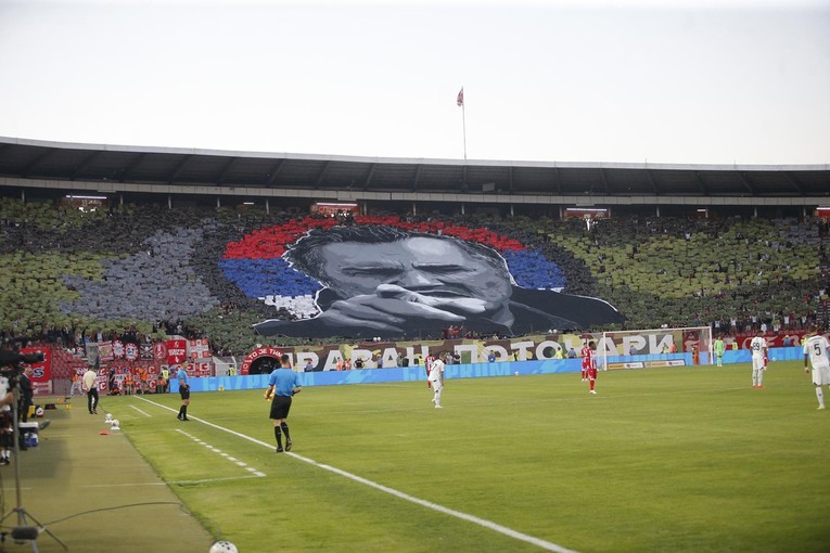 L'Equipe o koreografiji navijača Zvezde: Slave čovjeka koji je orkestrirao masakr