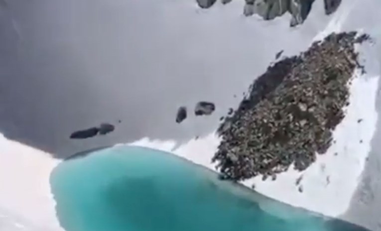 VIDEO U Alpama se nakon toplinskog vala na 3.000 metara visine stvorilo jezero