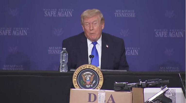 Trump: Oni to zovu ratom, mi to zovemo vojnom operacijom