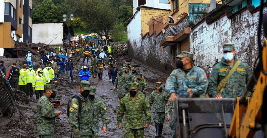 U odronu u glavnom gradu Ekvadora poginule najmanje 24 osobe, 12 nestalo