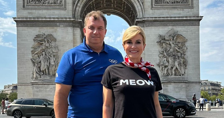 Kolinda objavila fotku s Jakovom ispred Slavoluka pobjede: "Pariz, vidimo se uskoro"