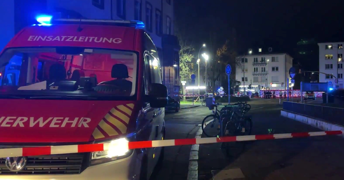 Azerbajdžanac se zabio u busnu u Njemačkoj. Istražitelji: Možda je duševno bolestan