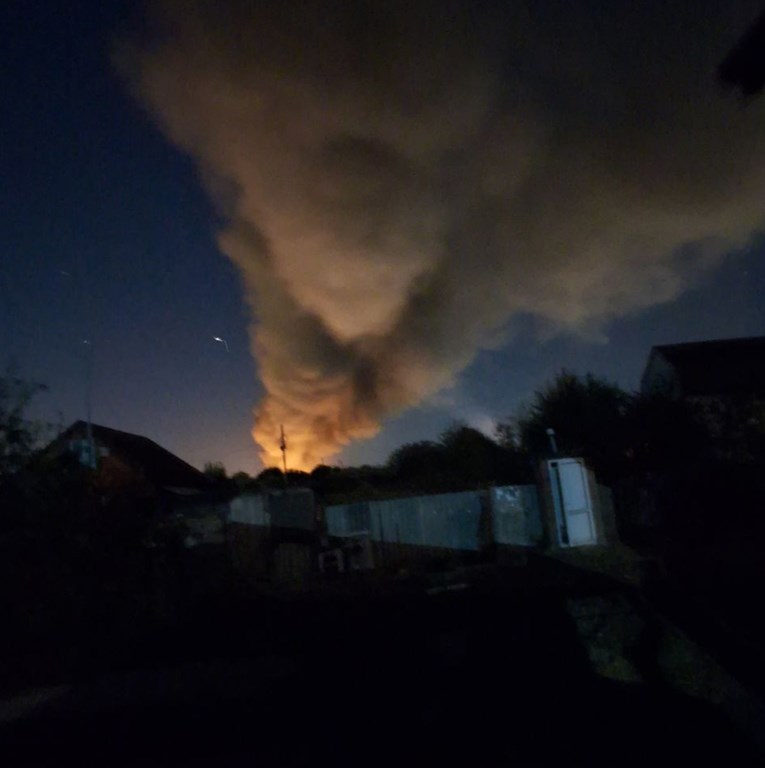 Ukrajinci zadali žestok udarac Putinu. Pogledajte velike koordinirane noćne napade