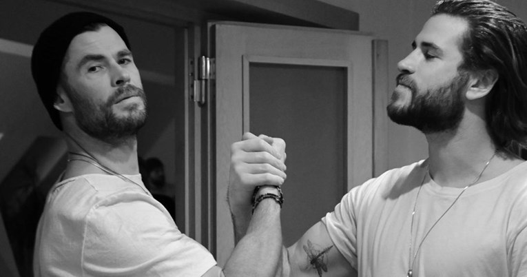 Chris i Liam Hemsworth novom fotkom dokazali da su braća i po mišićima