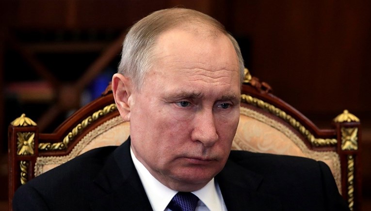 Nafta se izlila u sibirsku rijeku, Putin proglasio izvanredno stanje