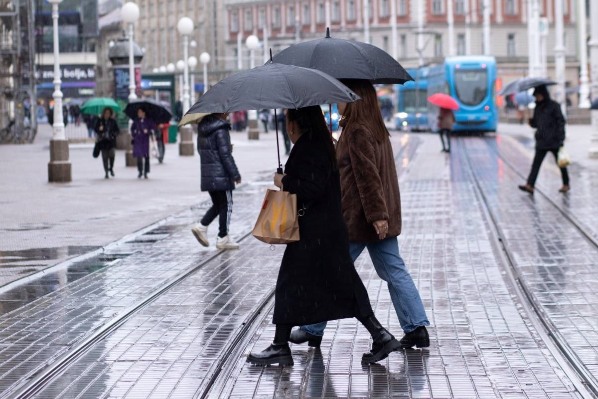 FOTO Zima stiže u Zagreb. Pogledajte kako grad izgleda pred Advent