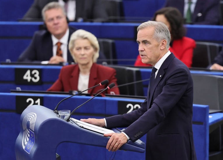 EU odustaje od pridruženog članstva za Kanadu