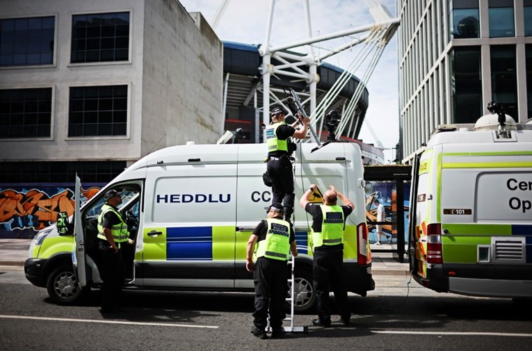 Muškarac u 40-ima poginuo na koncertu Oasisa, policija traži svjedoke