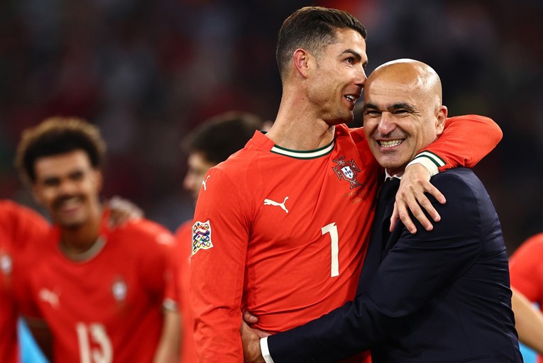 Nikad žešća kritika za Martineza i Ronalda: Šlag na torti užasa, ego i bahatost 