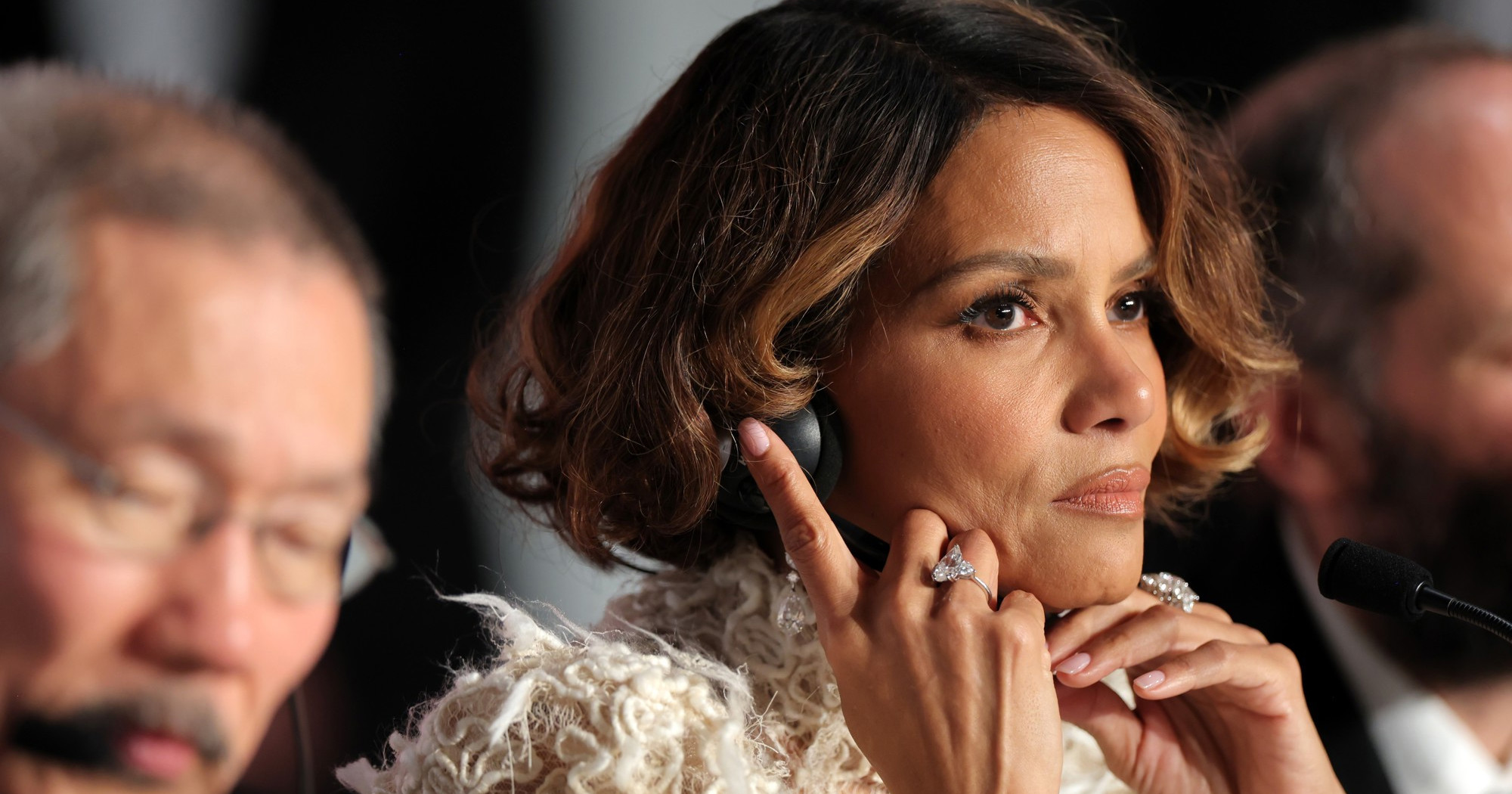 Sin (13) Halle Berry želi svjedočiti protiv majke, tvrdi da ima dokaz o zlostavljanju
