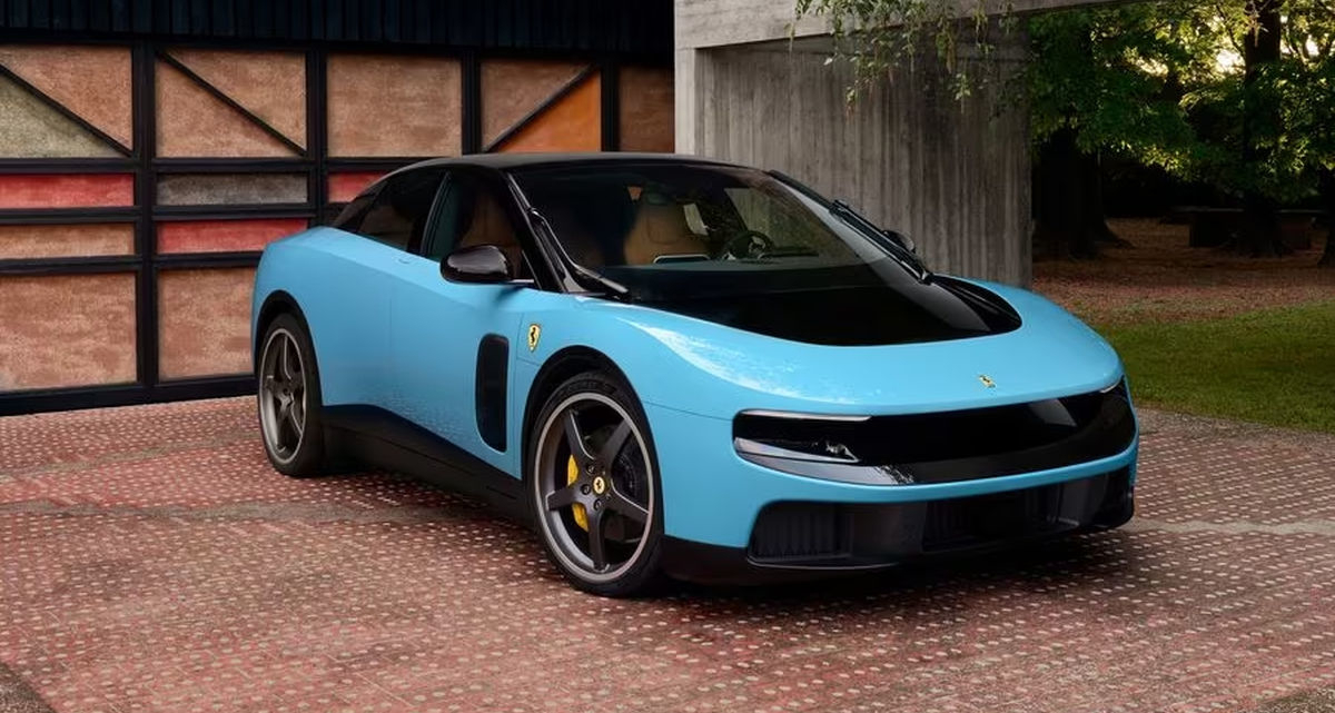 Ferrari demantira glasine da uvjetuje kupce električnim modelom Luce