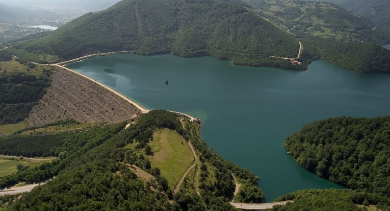 Jezero oko kojeg se spore Srbija i Kosovo moglo bi biti nazvano po Trumpu