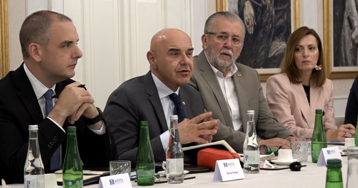 Hrvatska financira sedam matica u Srbiji. Ministar Ružić otvorio prvu