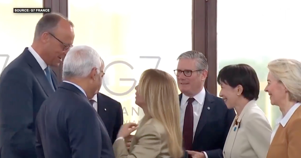 VIDEO Kamere uhvatile razgovor na marginama summita G7. Meloni: Prestala sam pušiti