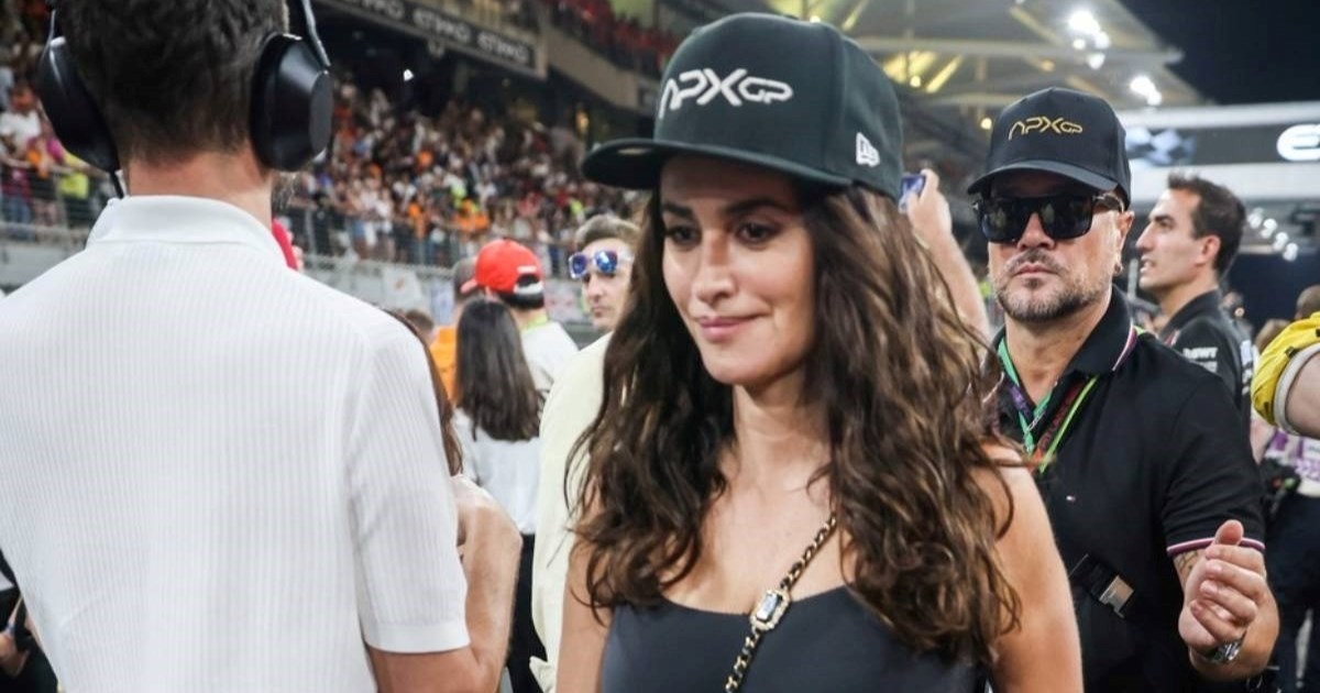 Penelope Cruz snimljena u opuštenom izdanju na natjecanju Formule 1 u Abu Dhabiju