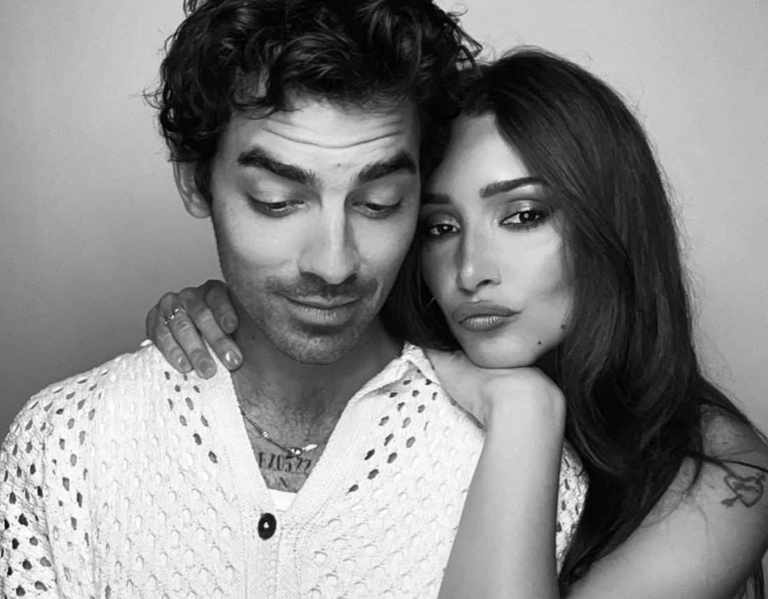 Joe Jonas potvrdio vezu s manekenkom Tatianom Gabrielom, objavio je zajedničku fotku