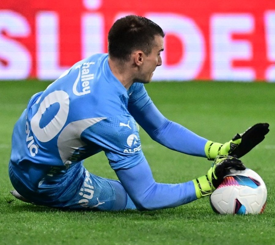 VIDEO Čudesni Livaković spašavao Fener. Obranio penal i zicer u velikoj pobjedi