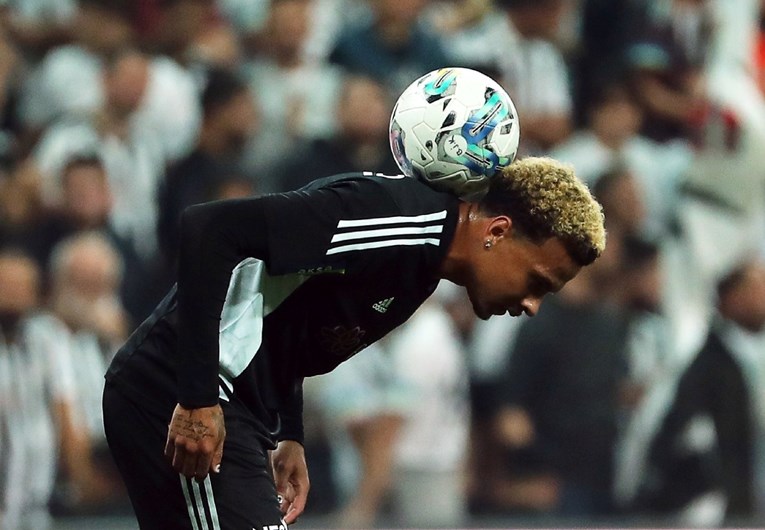 Bivša velika zvijezda spašava karijeru s 29 godina. Nude mu plaću od 2 milijuna eura?