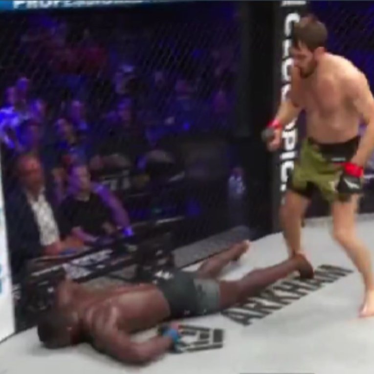 VIDEO Rus brutalno nokautirao Amerikanca