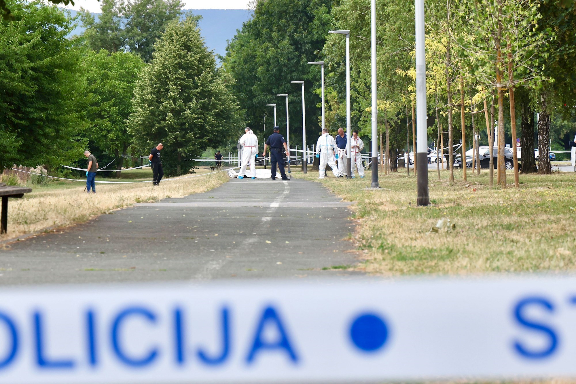 Raspliće se ubojstvo u Zagrebu. Likvidiran sin čovjeka koji je izrešetan pred kućom