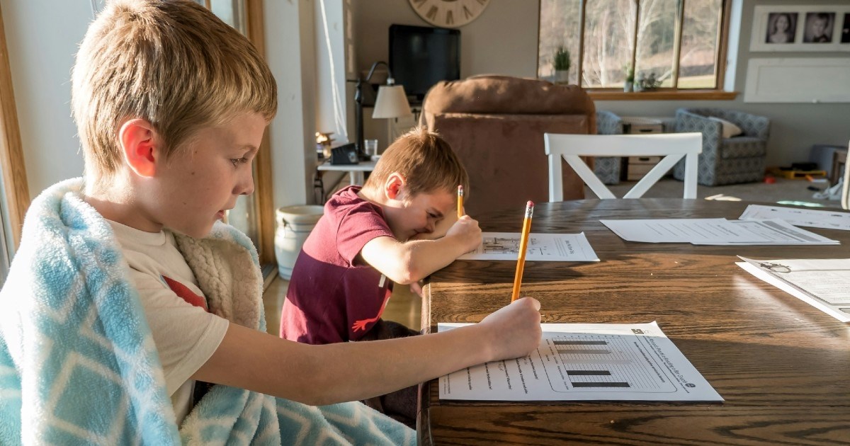 Imate školarce? Podučite ih ovih šest korisnih popodnevnih navika