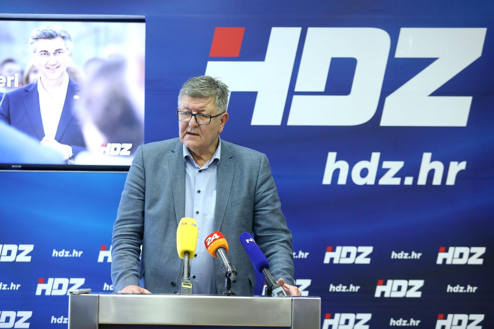 Član povjerenstva koje smatra da se beba treba roditi: Zar u Sloveniji eutanaziraju?