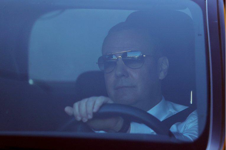 Medvedev: Ne možemo negirati određenu dosljednost u Trumpovom djelovanju