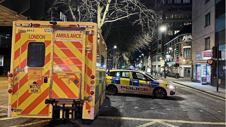 Sačmaricom napao žene u širem centru Londona, curica (7) se bori za život