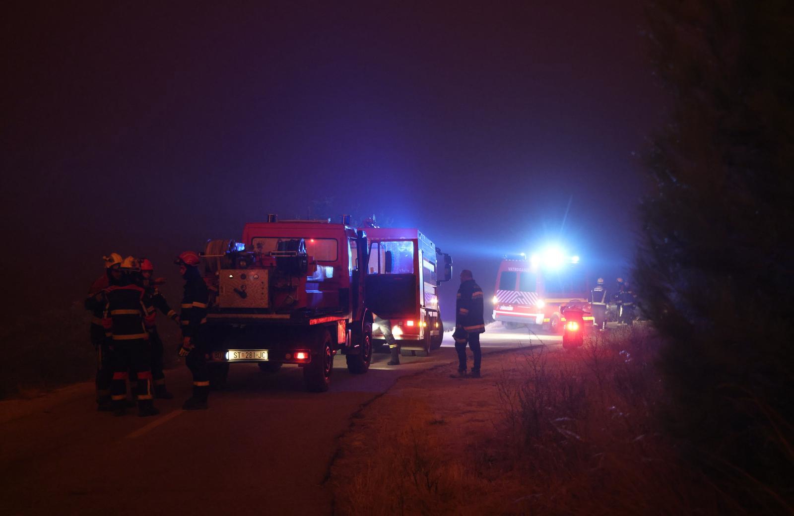Hrvatska vatrogasna zajednica se oglasila o golemom požaru kod Omiša