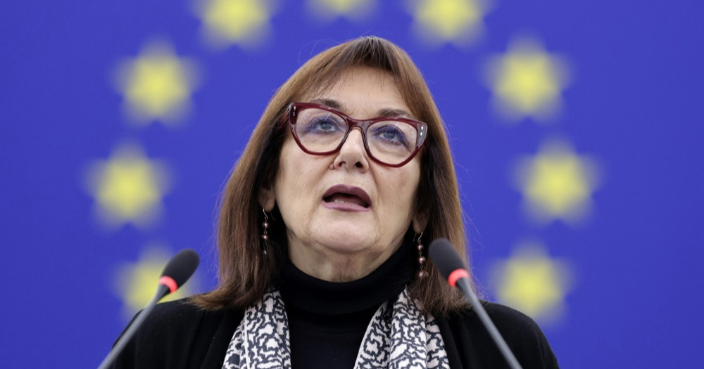 Dubravka Šuica poslana da riješi krizu u Španjolskoj hahahahahaha