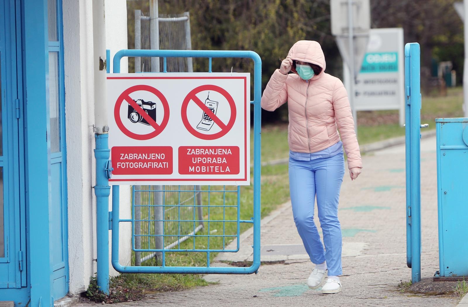 Biogradsku bolnicu nakon slučaja zaraze liječnika pretvorili u bolnicu za koronavirus