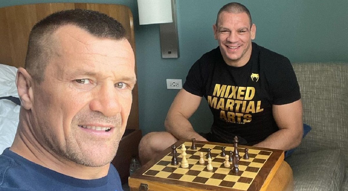 Cro Cop s Delijom otputovao na borbu pa objavio sliku. "Mekša drva nisam cijepao"